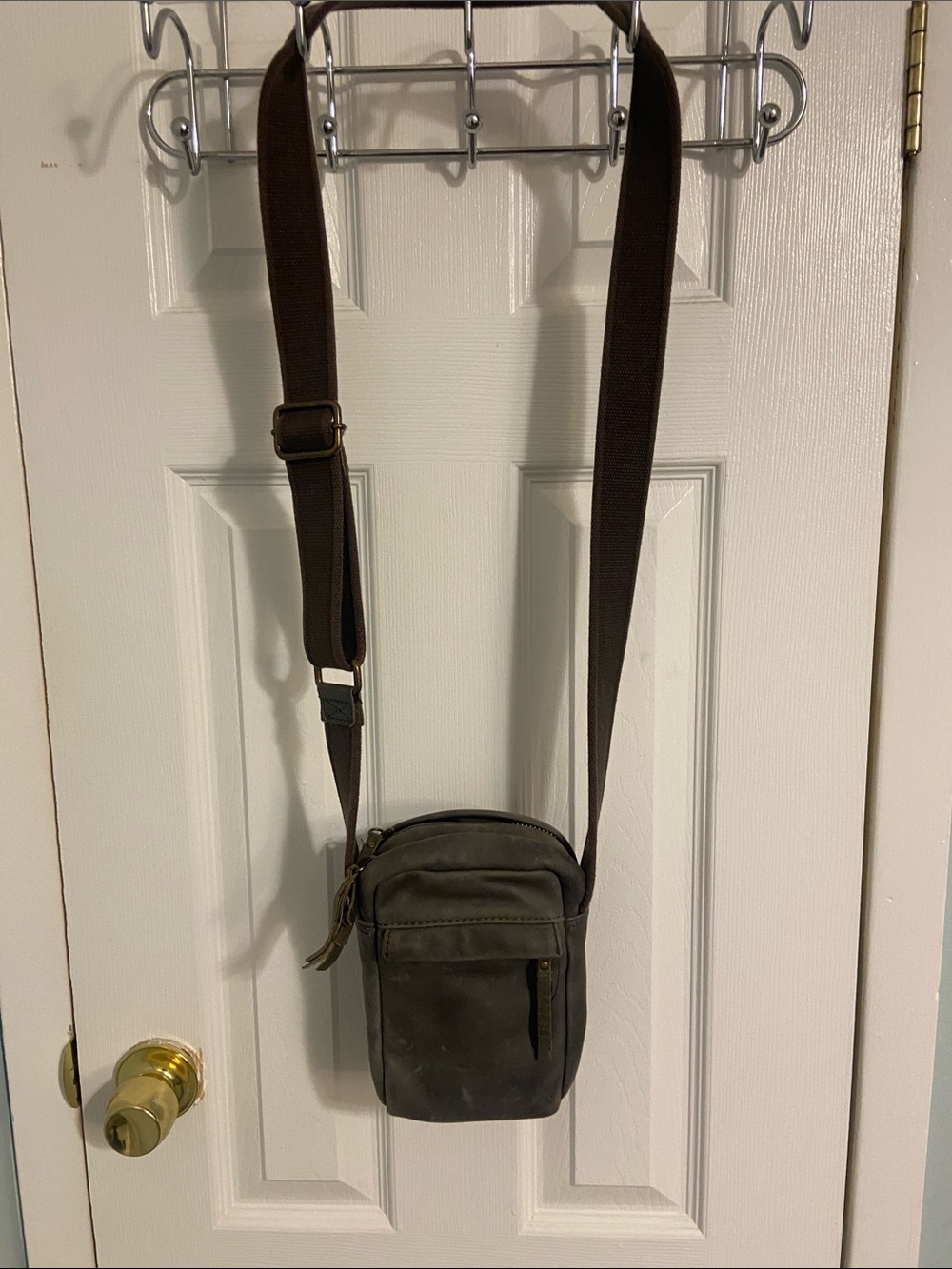 J Crew Compact Unisex Crossbody Shoulder Bag in Grey/Green.